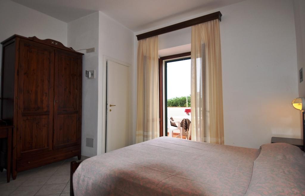 Hotel Belmare Marciana Szoba fotó